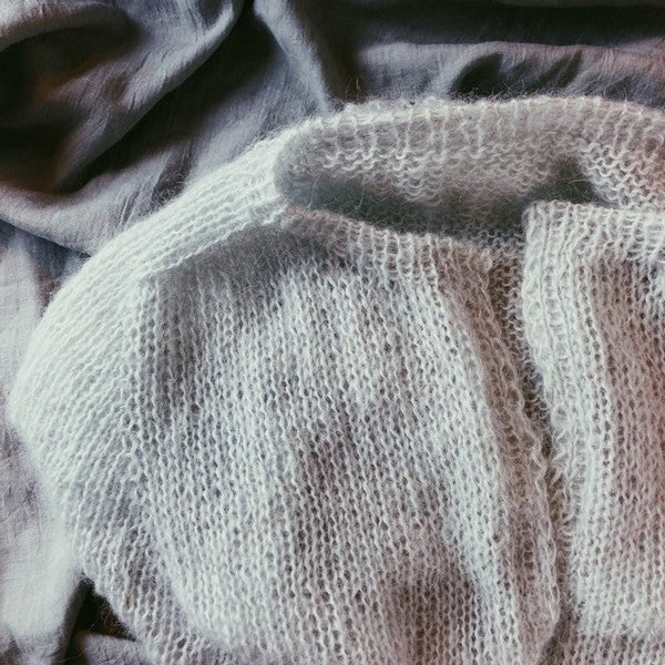 Germain cardigan, fnuglet strik på store pind, fåes som strikkeopskrift eller strikkekit