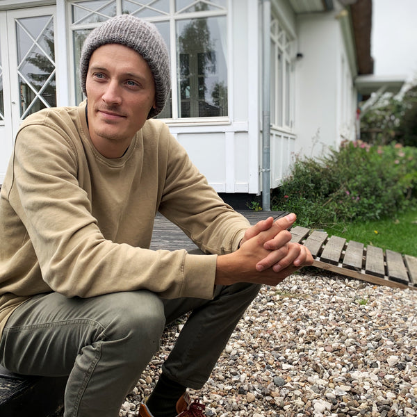 Allroundhue fra AlmaKnit